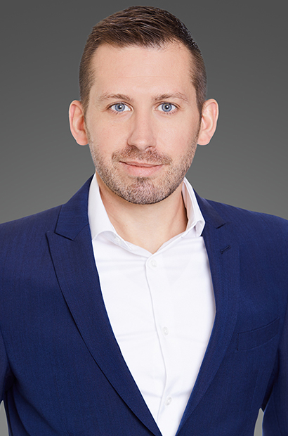 Advisor Headshot
