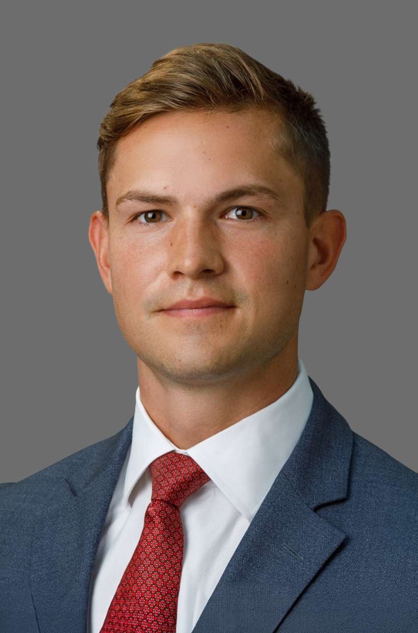 Advisor Headshot