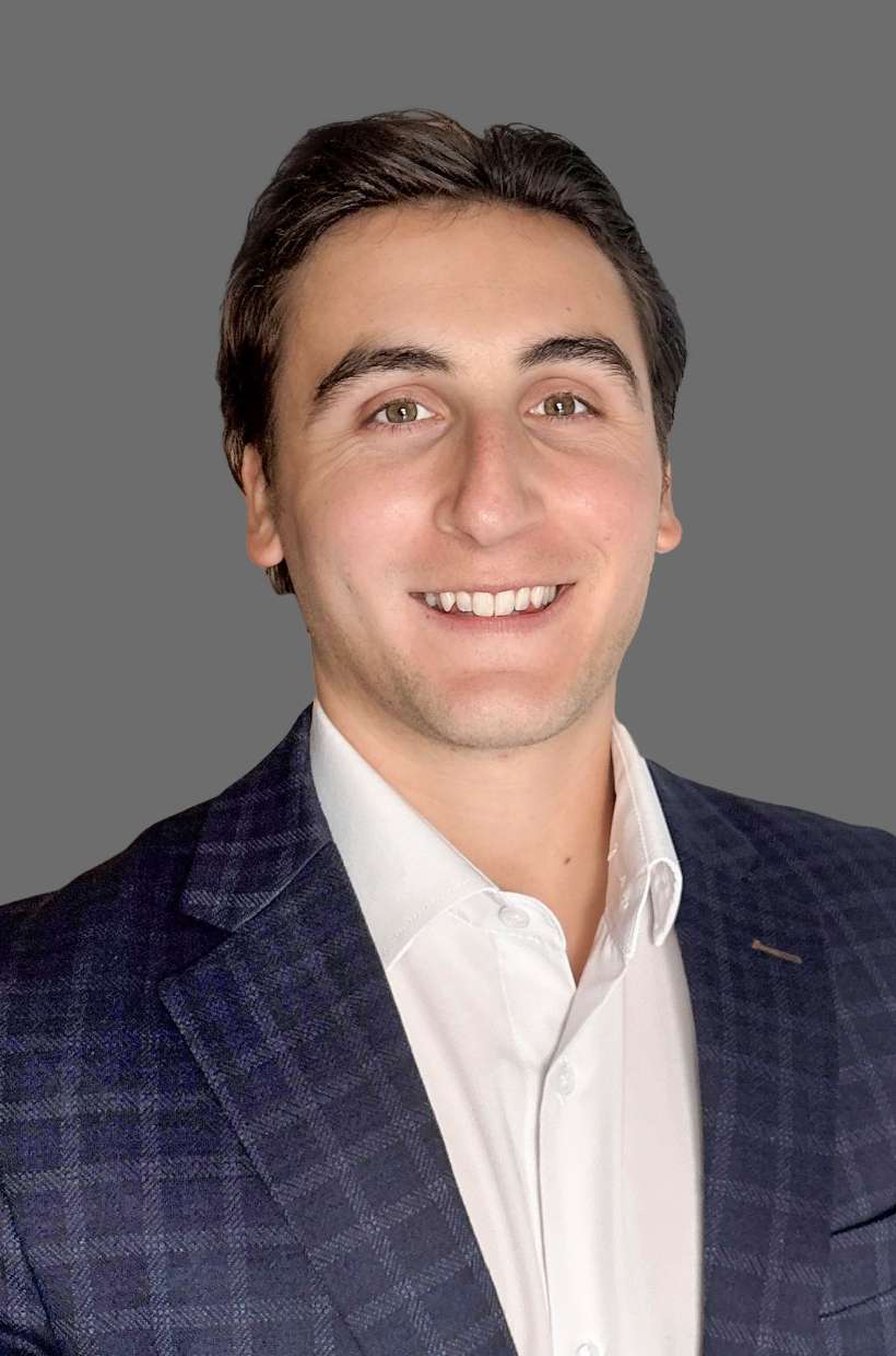 Advisor Headshot
