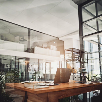 Family hiking, parents and teen, college aged children.