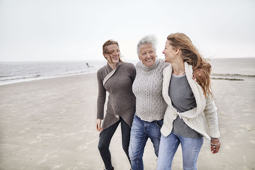 Emerging Wealth multigen family on the beach